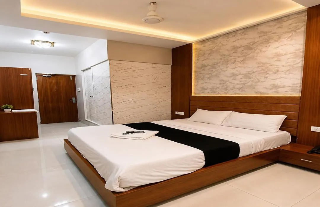 Glitz Hotels 7Even Hills- Nr International Airport Mumbai T2-1