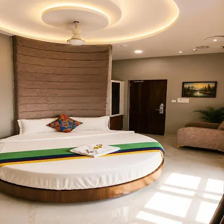 Glitz Hotels 7Even Hills- Nr International Airport Mumbai T2-3