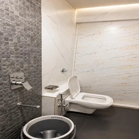 Glitz Hotels 7Even Hills- Nr International Airport Mumbai T2-2